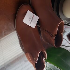 Liz Claiborne Ankle Boots